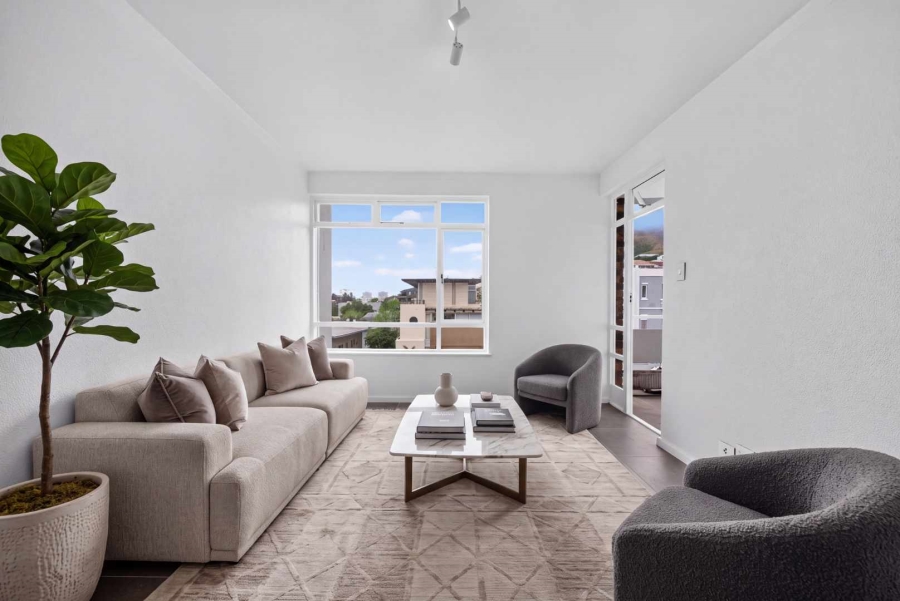 To Let 1 Bedroom Property for Rent in Sea Point Western Cape